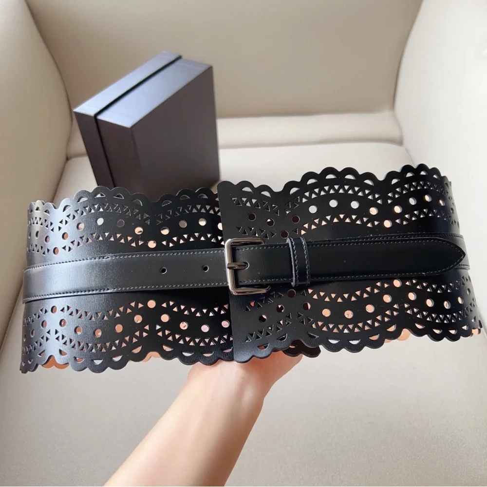 Alaïa Black Laser-Cut Scalloped Wide Leather Belt